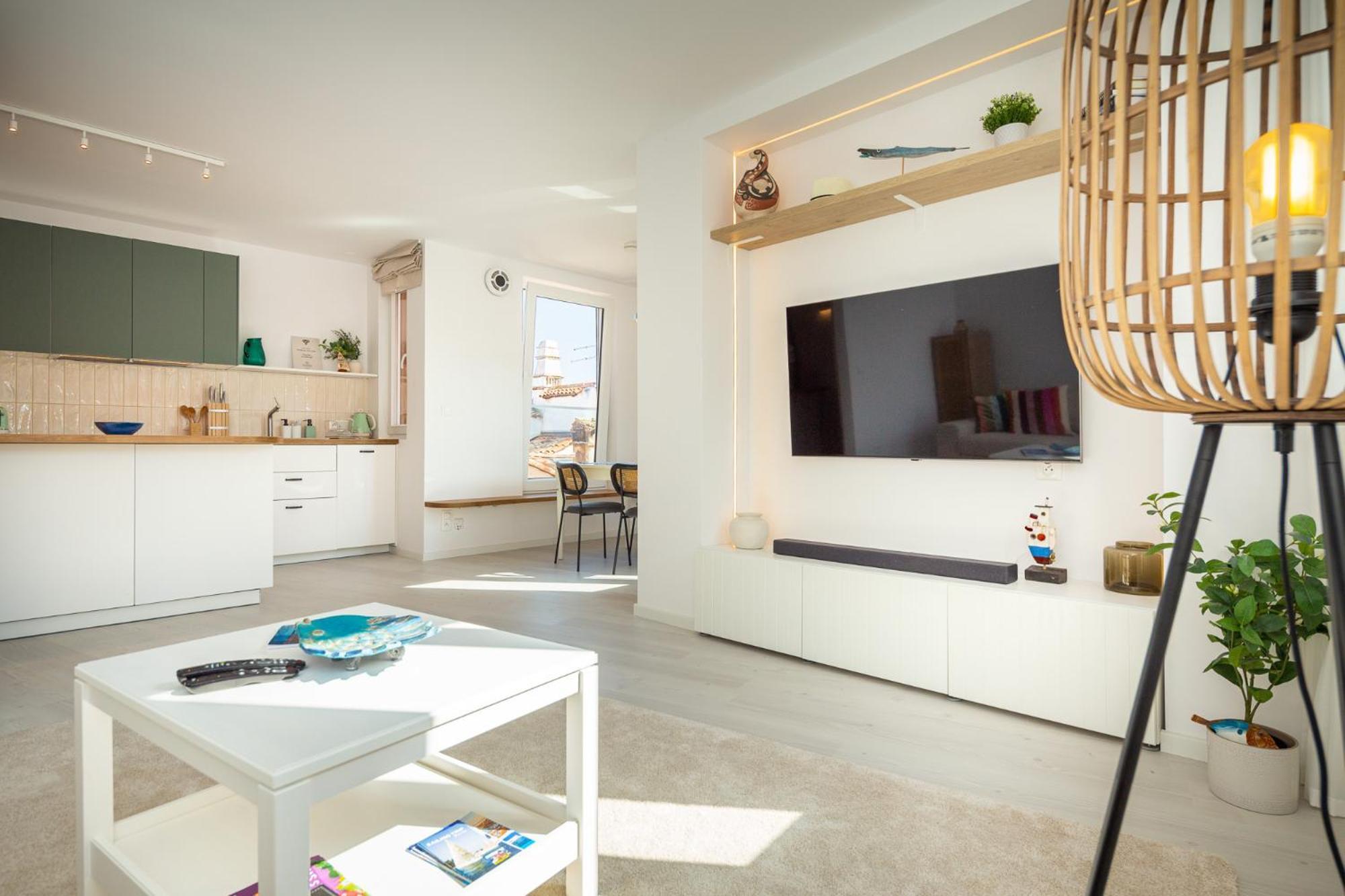 Rubini - Modern In The Heart Of Old Apartment Rovinj