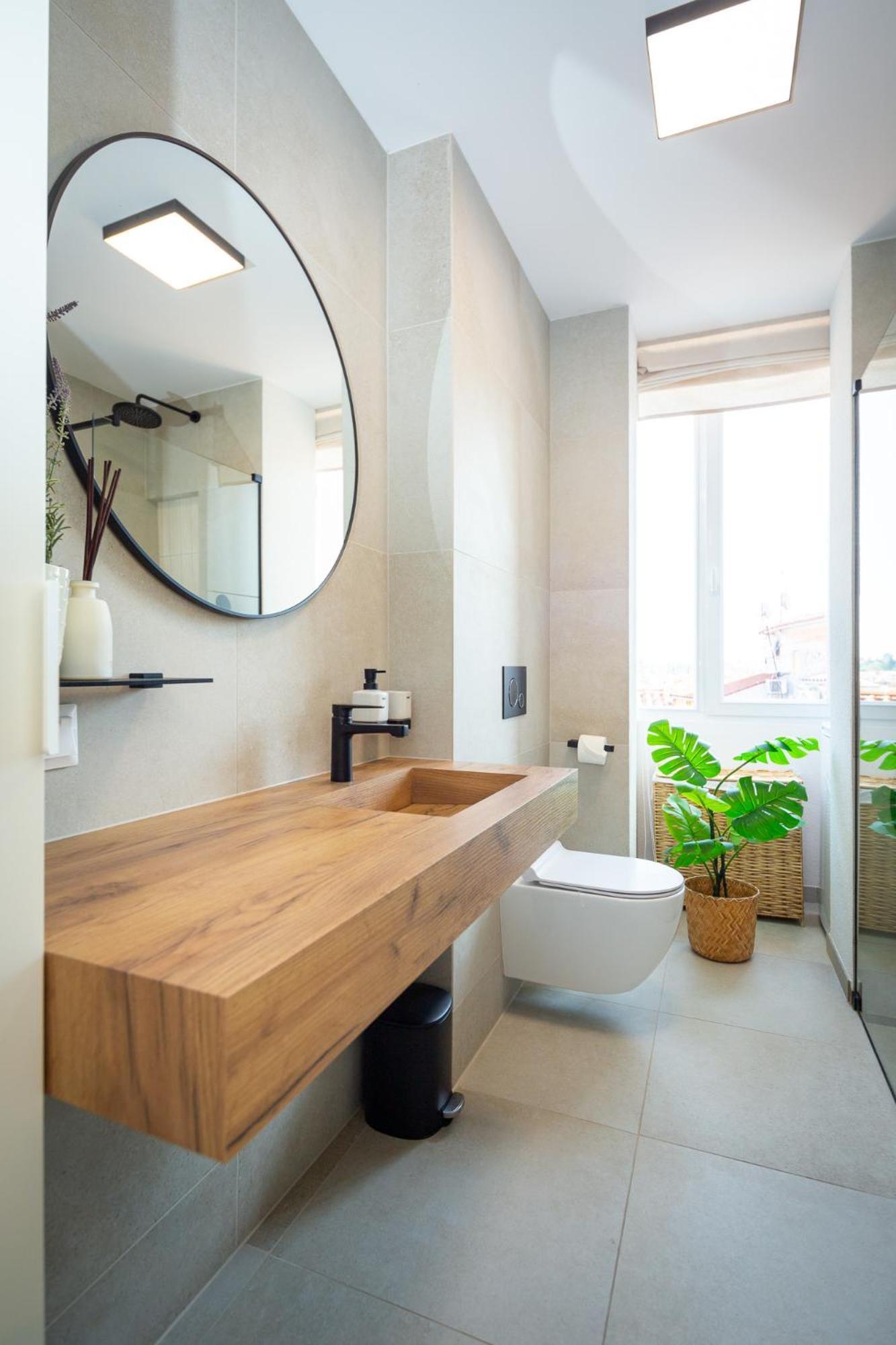 Rubini - Modern In The Heart Of Old Appartamento
