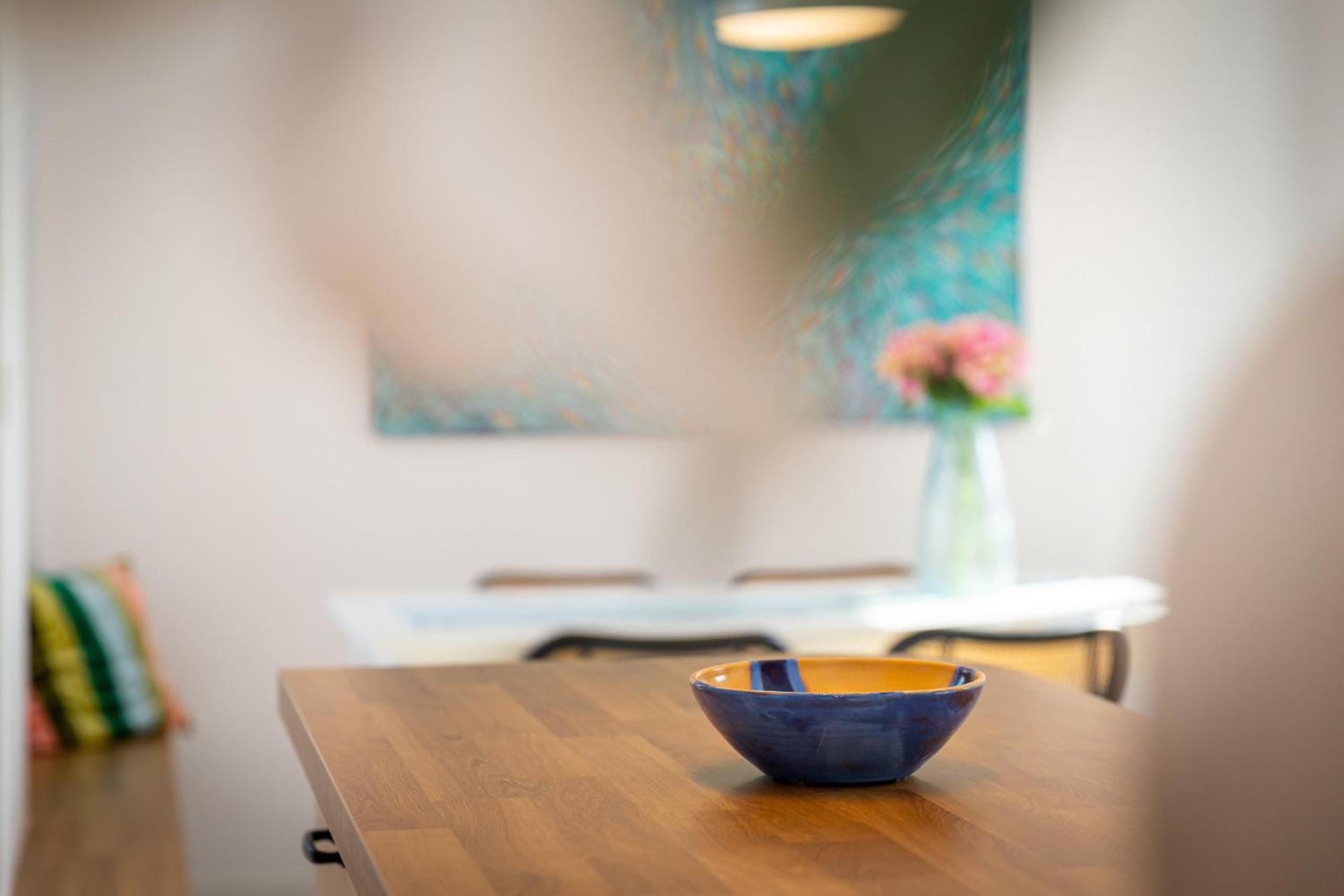Rubini - Modern In The Heart Of Old Apartment *